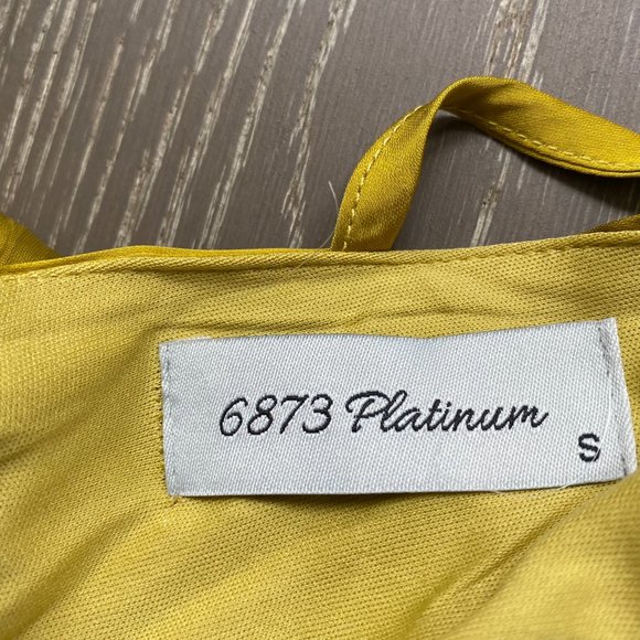 Strut & Bolt 6783 Platinum Chartreuse jumpsuit - Picture 6 of 8